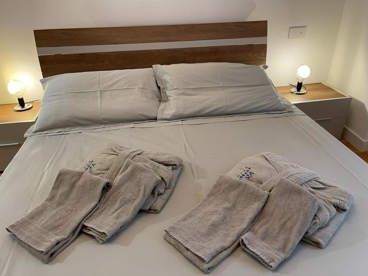 Number House - Number 20 Apartment Милано Екстериор снимка